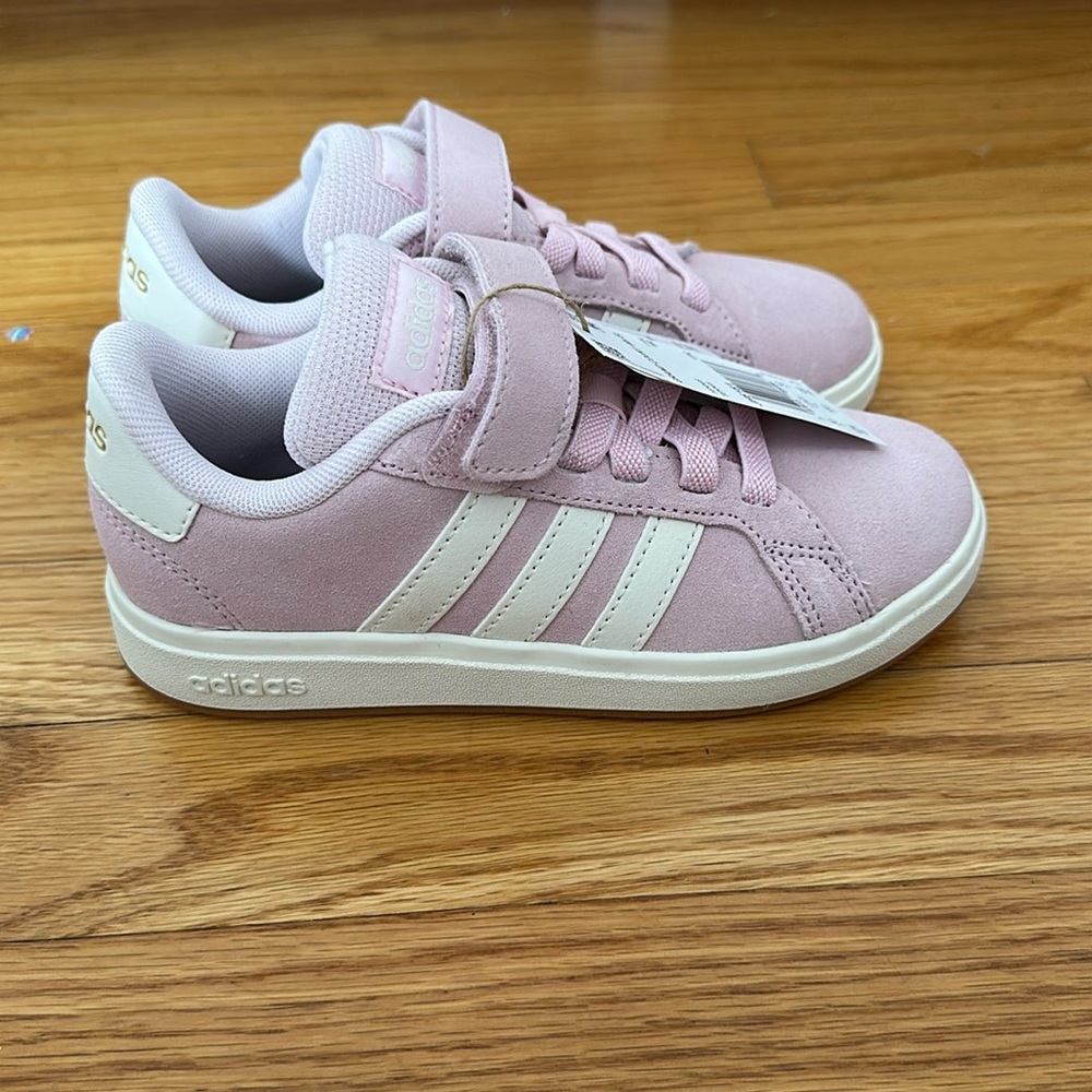 NWT Adidas toddler girls grand court 00s sneakers